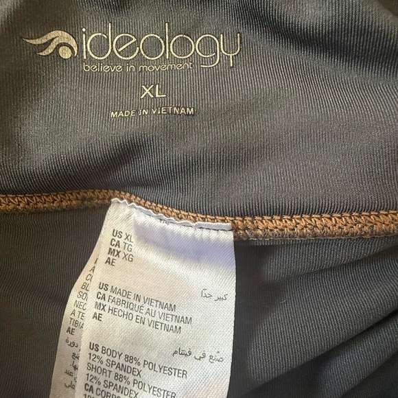 A43-Soft, stretchy, lightweight, and breathable brown and white skort #running - Picture 6 of 6